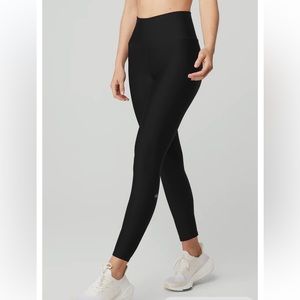 Alo High-Waist Airlift Legging